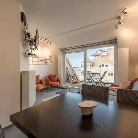 Stunning Sea View With Private Terrace Apartment