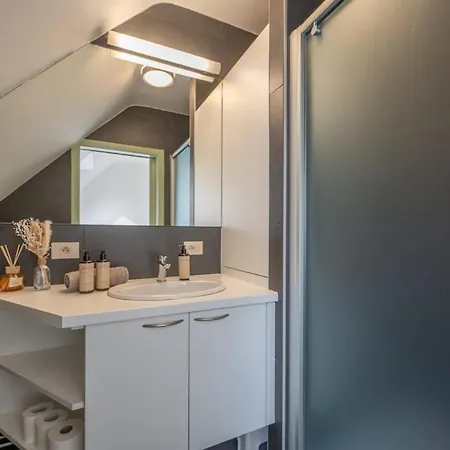 Stunning Sea View With Private Terrace *